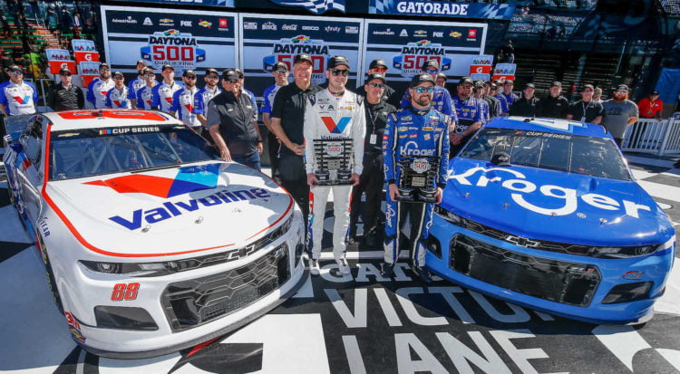 Stenhouse Wins Daytona 500 Pole – Motorsport Week