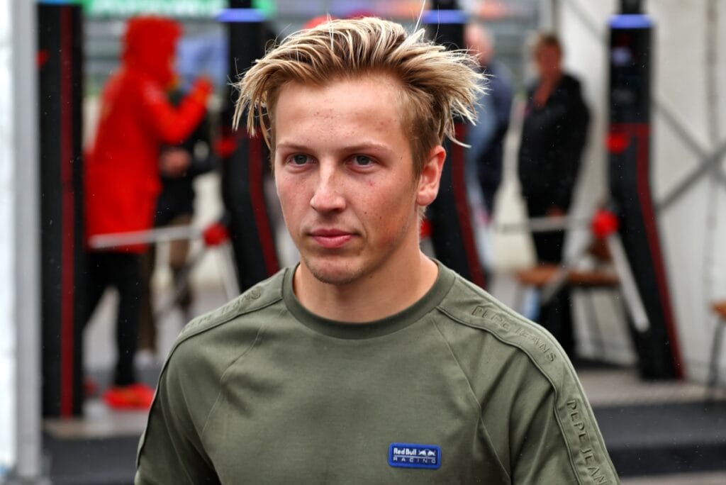 Liam Lawson entering the F1 paddock at Zandvoort