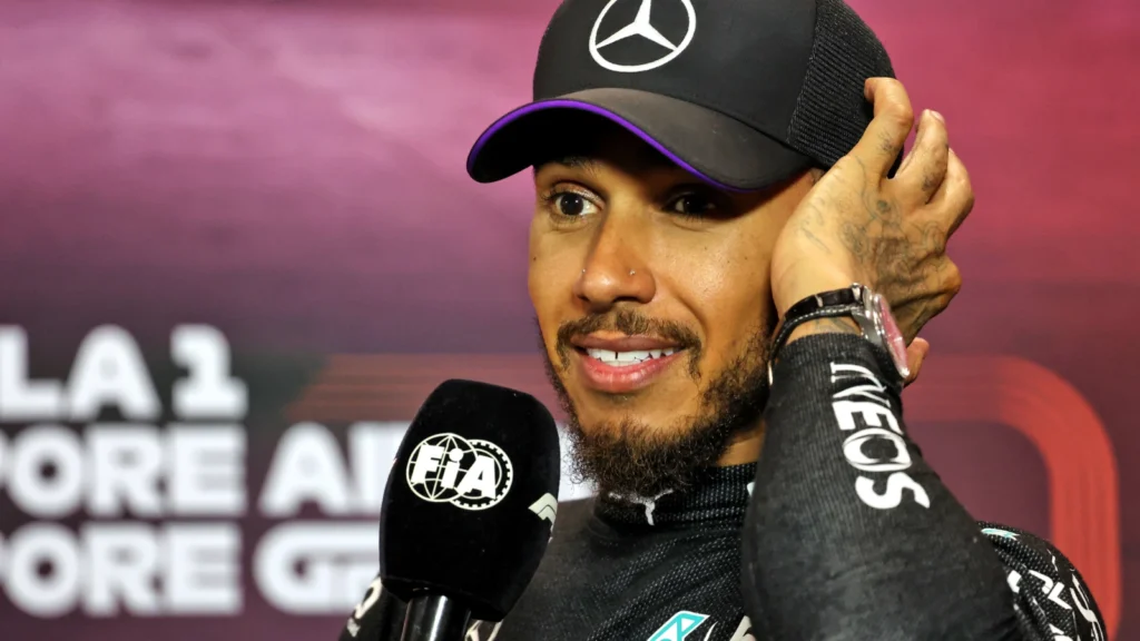 Lewis Hamilton said the difference between practice and qualifying for Mercedes at Singapore was 'night and day'