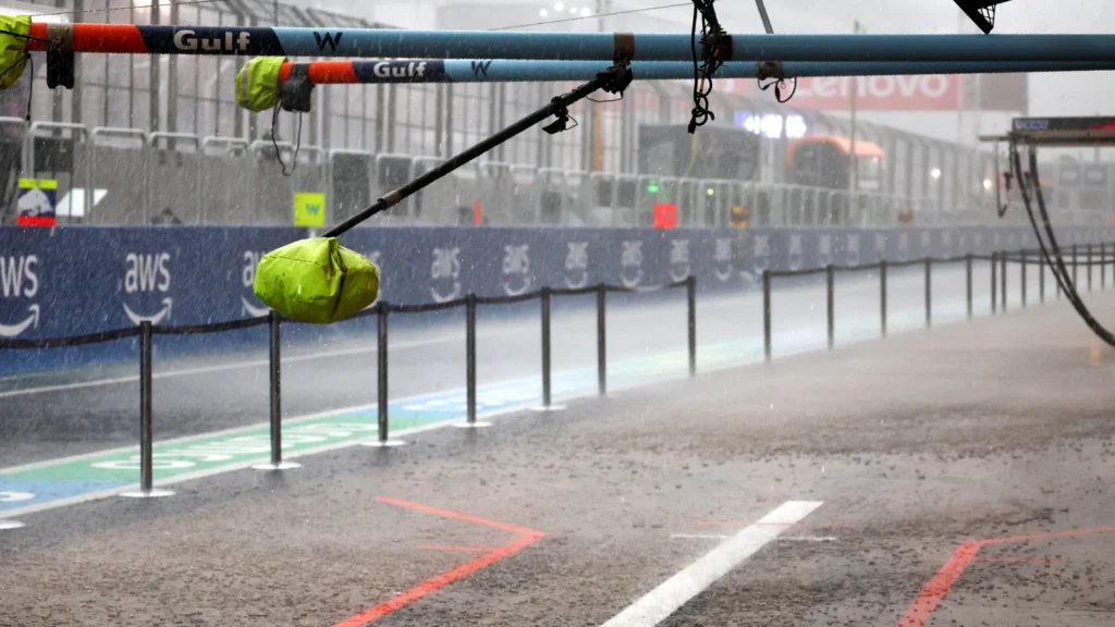 Heavy rain delayed F1 Brazil GP qualifying