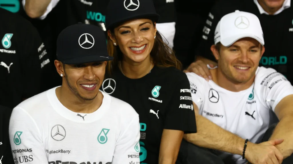 Lewis Hamilton previously dated Nicole Scherzinger 