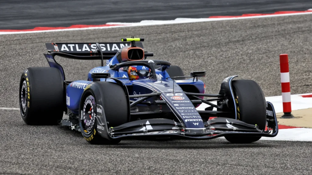 Carlos Sainz has tempered expectations surrounding Williams' 2025 prospects