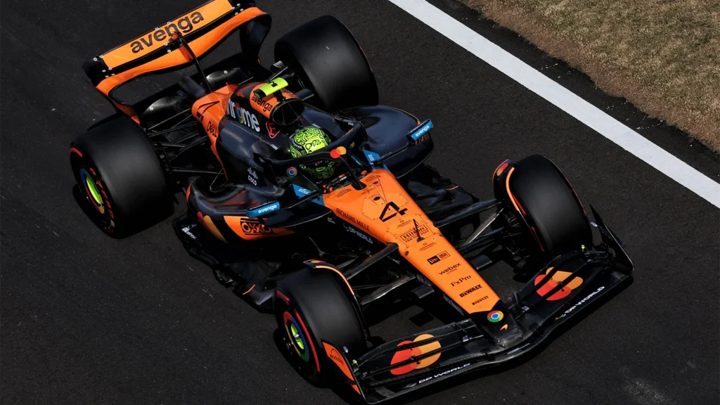 The McLaren MCL39 continues to be a tricky car to get to grips with